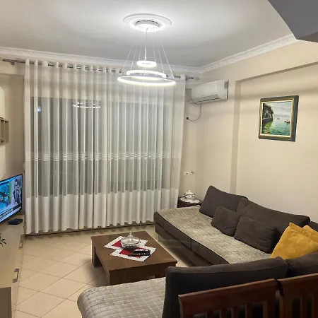 Apartament Lungo Mare فلورا